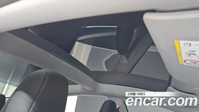 Tesla Model 3 — Фото автомобиля 18