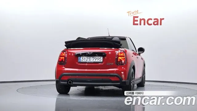 Mini Cooper Convertible — Фото автомобиля 4