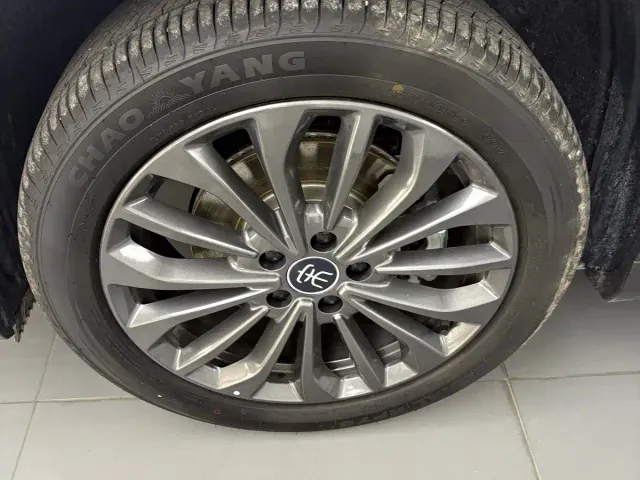 BYD Song Ultra — Фото автомобиля 5