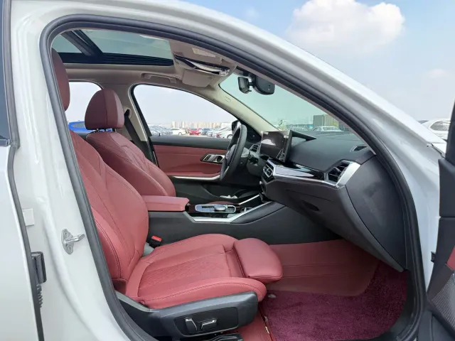 BMW i3 — Фото автомобиля 21