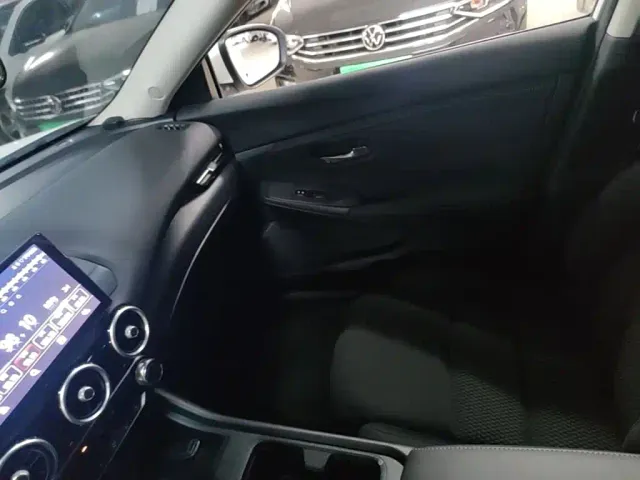 Nissan Sylphy — Фото автомобиля 20