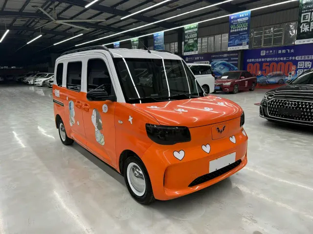 Wuling Zhiguang NEV — Фото автомобиля 3