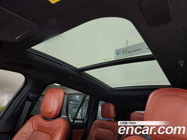 Lincoln Aviator 2nd Gen — Фото автомобиля 19