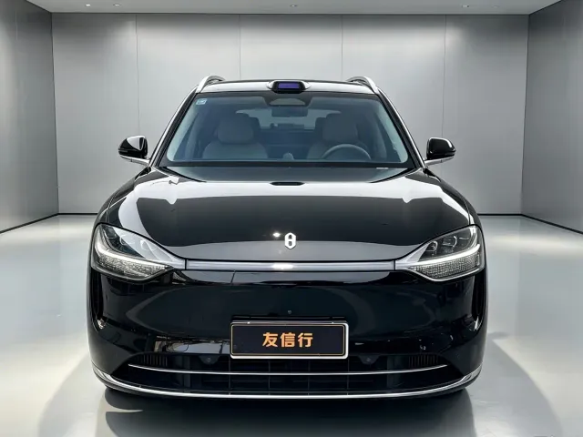 AITO Wenjie AITO M9 2024 Extended Range Ultra 42kWh 6-Seater — Фото автомобиля 2