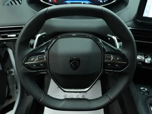 Peugeot 5008 — Фото автомобиля 15