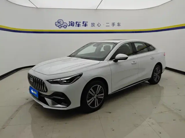 Фотография автомобиля — Geely Galaxy Stellar 6