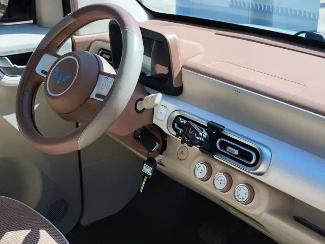 Wuling Hongguang Mini EV — Фото автомобиля 15