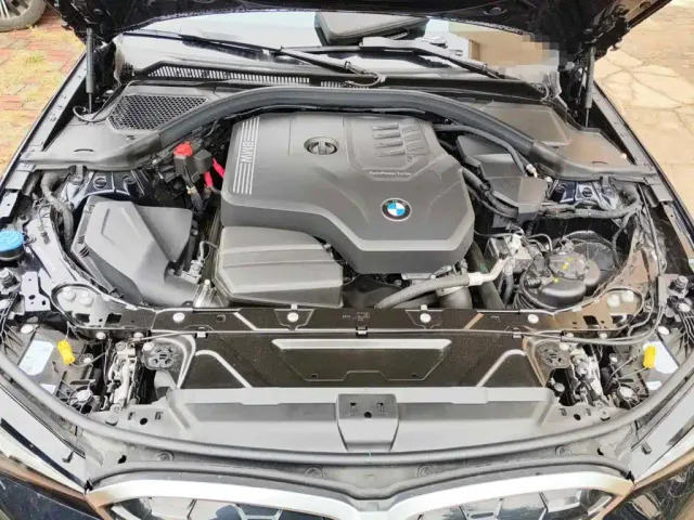 BMW 3 Series — Фото автомобиля 9