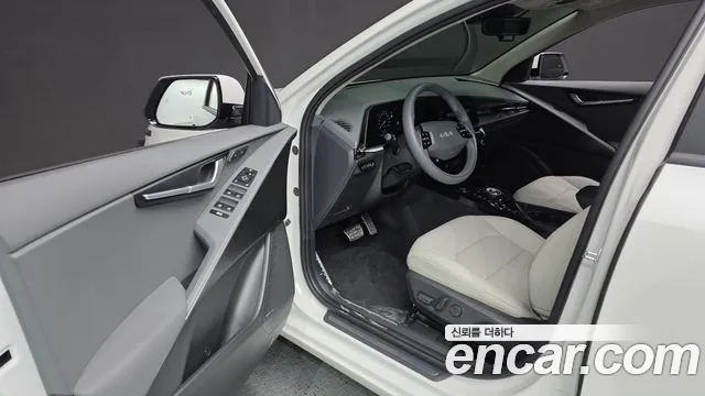 Kia Niro The All New Niro Signature — Фото автомобиля 10