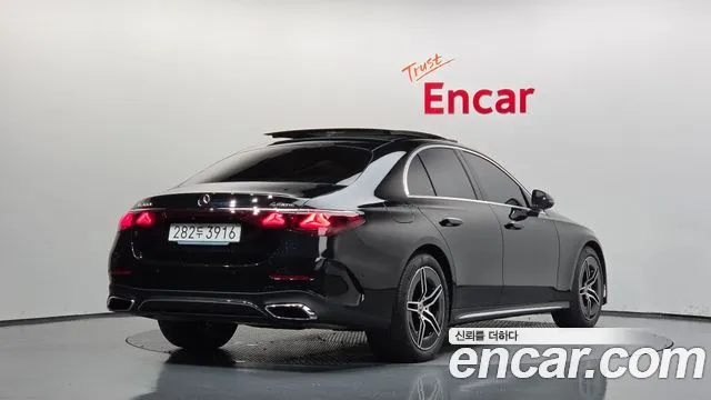 Mercedes-Benz E-Class W214 — Фото автомобиля 2