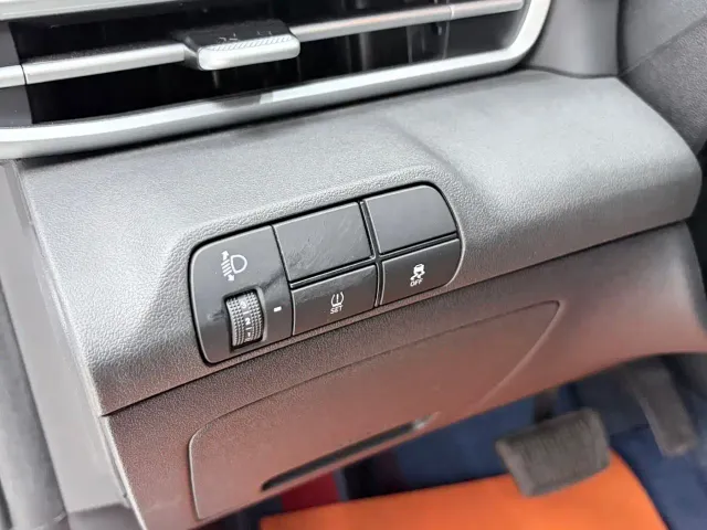 Hyundai Elantra — Фото автомобиля 9