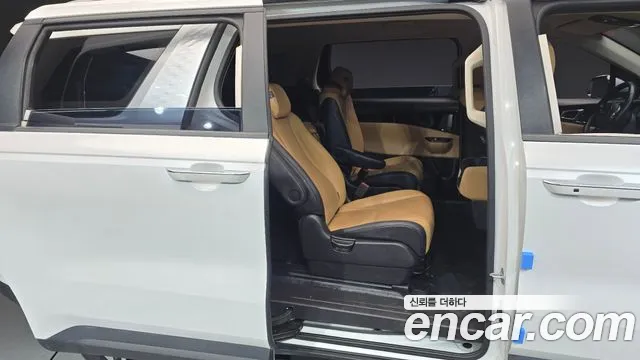 Kia Canival Carnival 4 поколение Дизель 9 мест Prestige — Фото автомобиля 12
