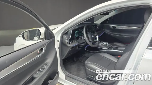 Hyundai Grandeur Новый Grandeur IG — Фото автомобиля 10
