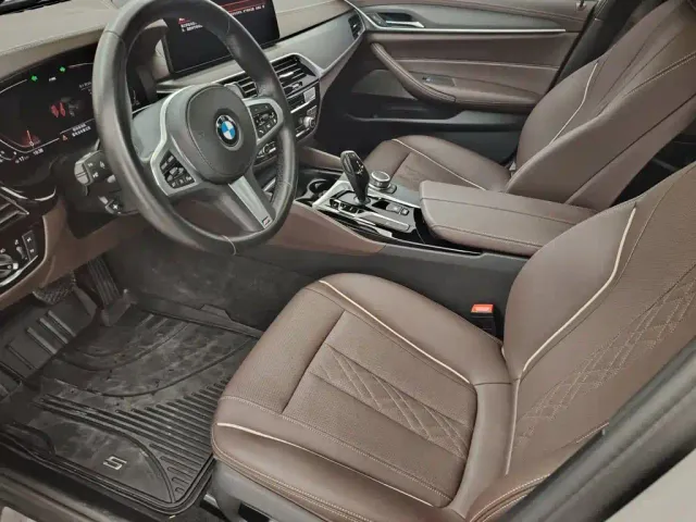 BMW 5 Series — Фото автомобиля 7