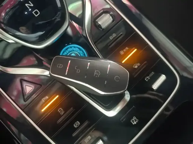 BYD Qin PLUS — Фото автомобиля 8