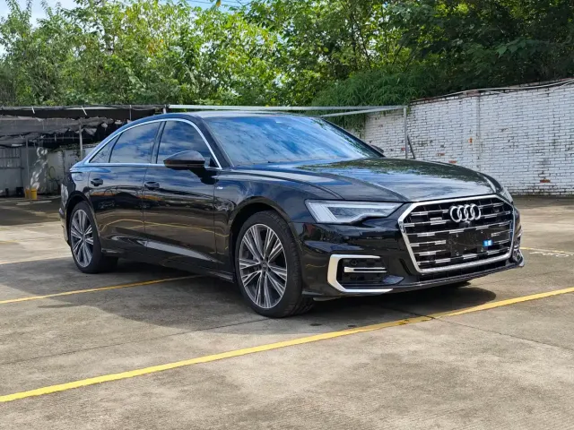 Audi Audi A6L 2025 45 TFSI quattro Premium Sport — Фото автомобиля 3