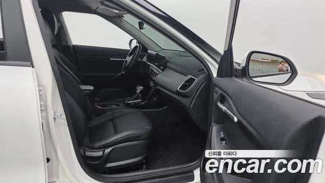 Kia Seltos New — Фото автомобиля 16