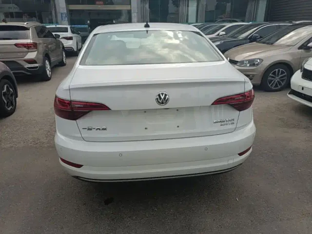 Volkswagen Sagitar — Фото автомобиля 5