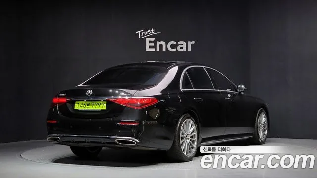 Mercedes-Benz S-Class — Фото автомобиля 2