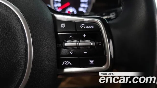 Kia Canival Carnival 4 поколение 9 мест Prestige — Фото автомобиля 16