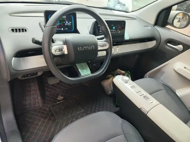 Changan Lumin — Фото автомобиля 9