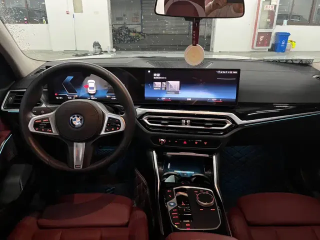 BMW i3 — Фото автомобиля 5