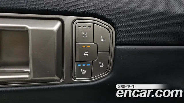 Kia EV4 — Фото автомобиля 30