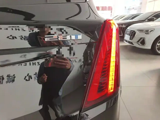 Cadillac XT5 — Фото автомобиля 7