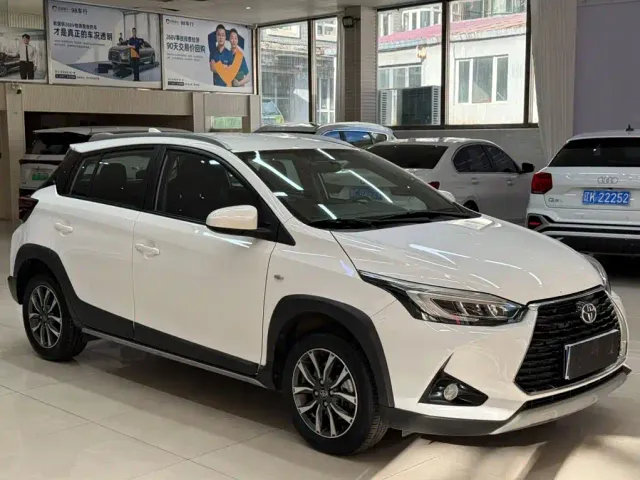 Toyota YARiS L Zhi Xuan — Фото автомобиля 3