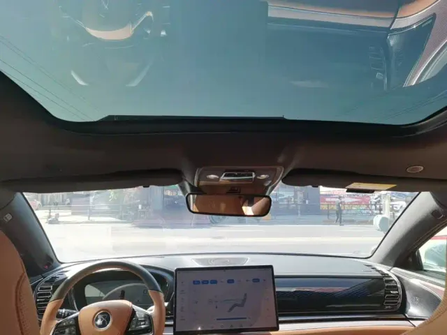 BYD Han 2023 EV Champion Edition 610KM AWD Flagship — Фото автомобиля 17