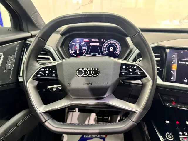 Audi Q5 e-tron — Фото автомобиля 11