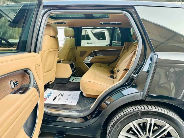 Land Rover Range Rover — Фото автомобиля 7