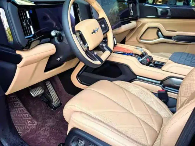 BYD FangChengBao Leopard 8 — Фото автомобиля 6