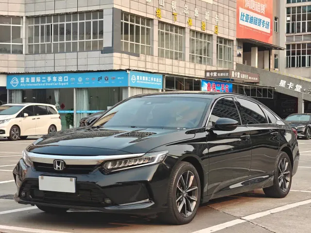 Фотография автомобиля — Honda Inspire