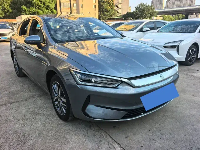 BYD Qin PLUS — Фото автомобиля 3