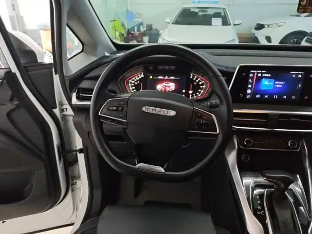 Maxus G50 — Фото автомобиля 10