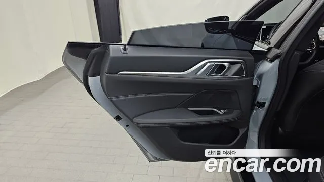 BMW 4-Series 4 серия (G22) 420i M Sport Pro Gran Coupe — Фото автомобиля 23
