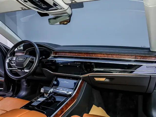 Audi A8 — Фото автомобиля 13