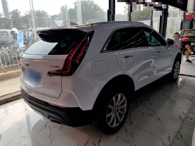 Cadillac XT4 — Фото автомобиля 6