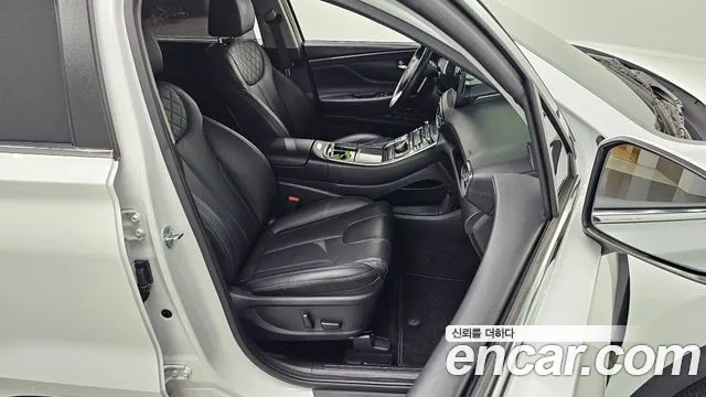 Hyundai Santafe Новый Santa Fe Дизель 2.2 4WD — Фото автомобиля 10