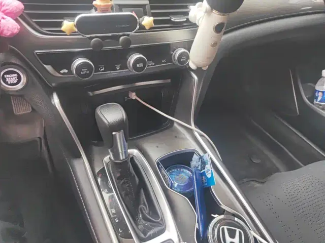 Honda Accord — Фото автомобиля 16