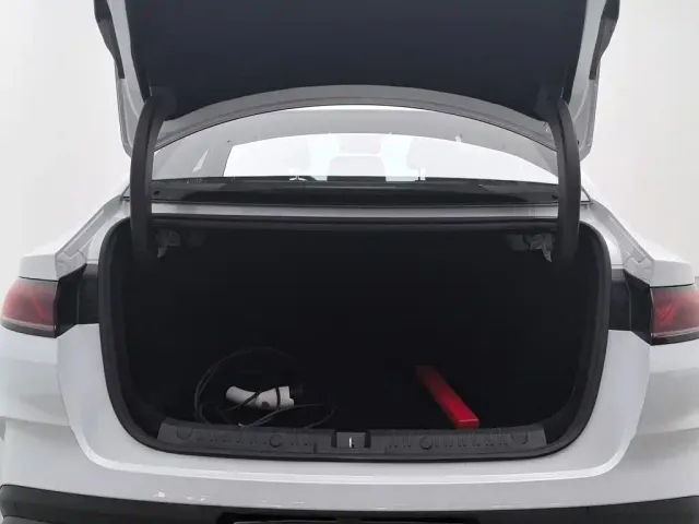 BYD Qin L — Фото автомобиля 16