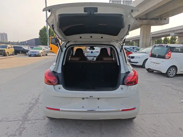 Wuling Bingo — Фото автомобиля 18