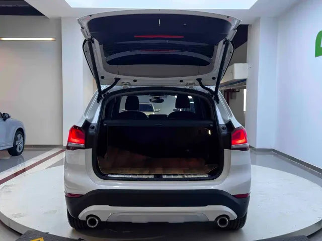BMW X1 — Фото автомобиля 13