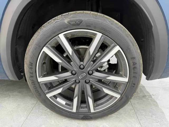 Geely Xingyue L — Фото автомобиля 7