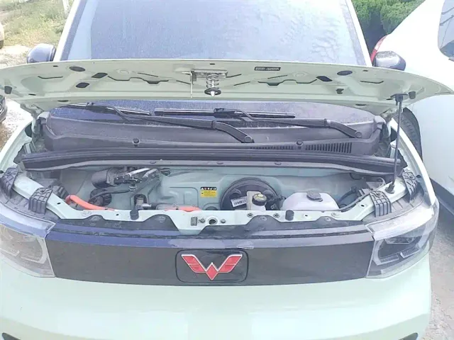 Wuling Hongguang Mini EV — Фото автомобиля 19
