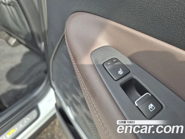 Hyundai Santafe — Фото автомобиля 12