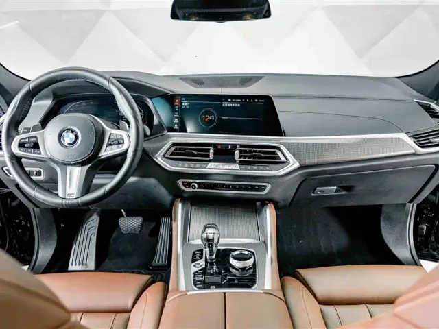 BMW X6 — Фото автомобиля 12