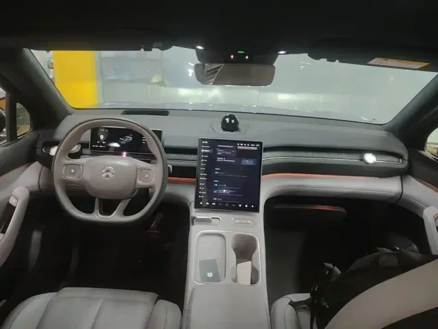 Nio EC6 — Фото автомобиля 9