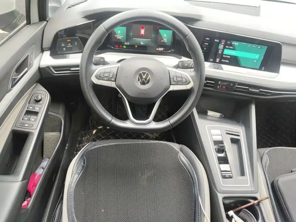 Volkswagen Golf 2021 280TSI DSG Pro — Фото автомобиля 2